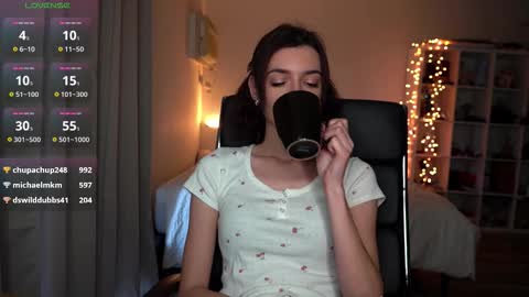 Olivia online show from 02.13.26