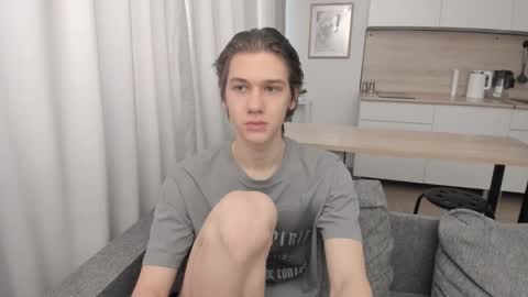 Adam online show from 10.04.25