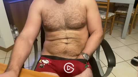 100piedi1 online show from 12.15.24