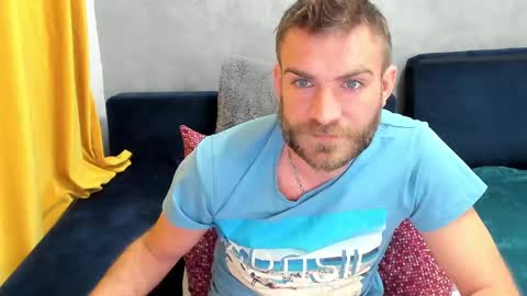 Snapshot of 10in_deluxe chatting on 02.24.25 10in_deluxe online show from 02.24.25