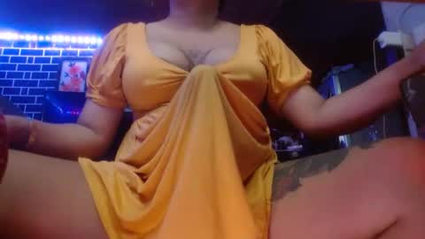  i am trixie im Your Selfsucking Mistress  online show from 09.21.25