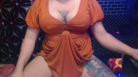  i am trixie im Your Selfsucking Mistress  online show from 02.19.26