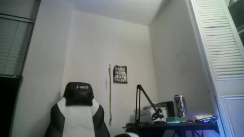 11inchtattedtrinibad online show from 10.26.25