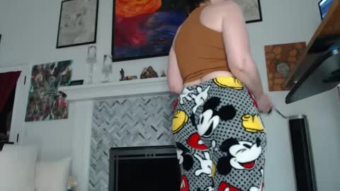 Aurora Willows online show from 01.27.25