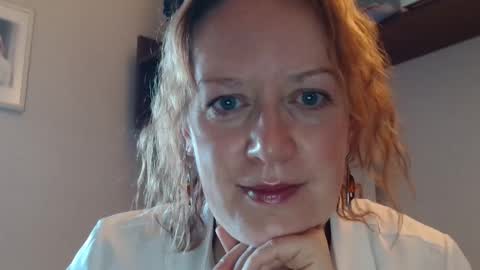 12ennie online show from 10.03.25