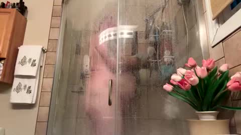 Snapshot of 12sil chatting on 02.26.26 12sil online show from 02.26.26