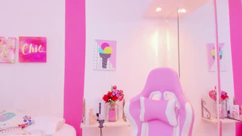 Scarlette  online show from 12.04.24