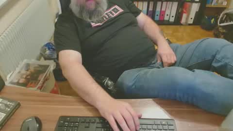 19cooch89 online show from 03.20.26