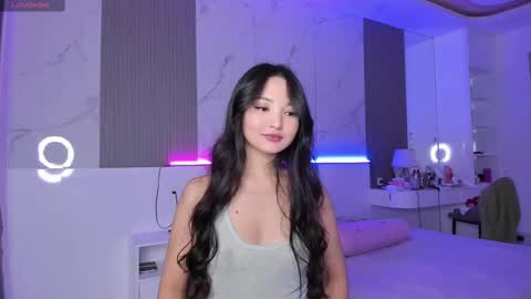 Snapshot of 1_love_8 chatting on 03.06.25 Rose Nude only In Prvt online show from 03.06.25