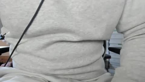 Snapshot of 1bigloadasian chatting on 11.02.25 1bigloadasian online show from 11.02.25