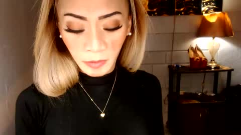 Snapshot of 1bigsurprise4you chatting on 05.30.26 angel online show from 05.30.26