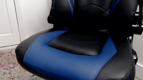 i erupt if you suck ur nipples 4 me and look at the camera while watching me online show from 02.27.25