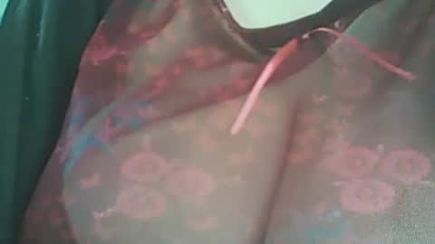 Snapshot of 1deluxepussy chatting on 12.17.24 Deluxepussy online show from 12.17.24
