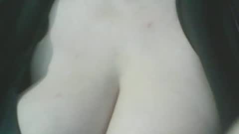 Snapshot of 1deluxepussy chatting on 12.22.24 Deluxepussy online show from 12.22.24