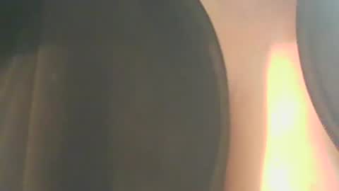 Snapshot of 1deluxepussy chatting on 02.26.25 Deluxepussy online show from 02.26.25