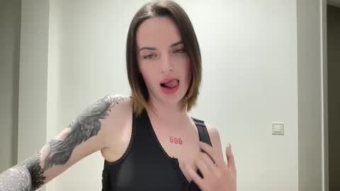 DOVE online show from 10.06.25