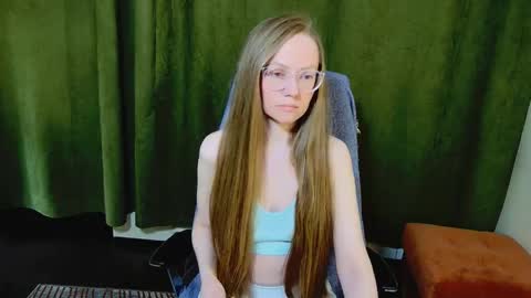 Snapshot of 1goldilocks chatting on 03.02.26 online show from 03.02.26