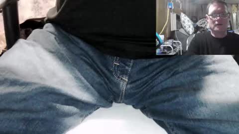 Snapshot of 1isallineed chatting on 01.14.26 Pussy Slayer online show from 01.14.26