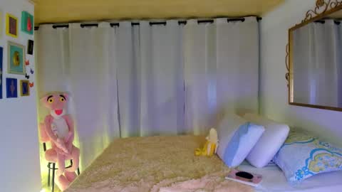 laiaa rivas online show from 10.16.25