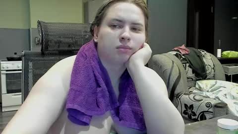 Snapshot of 1lindsey1 chatting on 02.25.25 1LINDSEY1 online show from 02.25.25