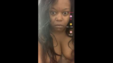 Lillycakes online show from 02.01.26