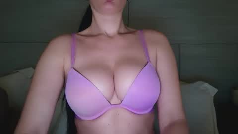 Onna online show from 01.13.26