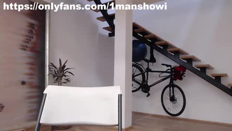 Snapshot of 1manshow11 chatting on 01.13.25 1manshow11 online show from 01.13.25