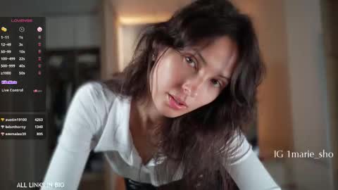 Marie online show from 09.18.25