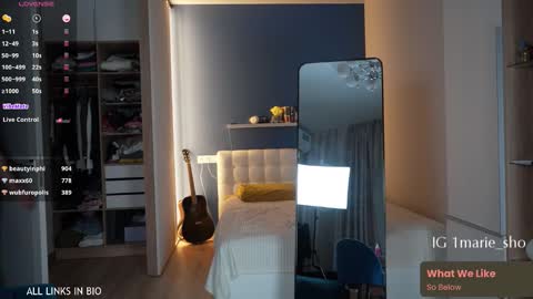 Marie online show from 10.15.25