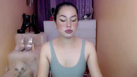 1miracle_tranny online show from 11.11.25