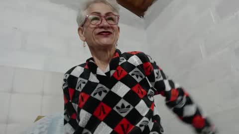 Snapshot of 1miss_monserrate chatting on 01.17.25 Miss Monserrate online show from 01.17.25