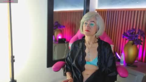 Miss Monserrate online show from 05.11.26