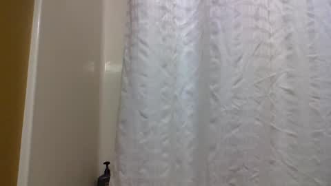 TheShyOne18 online show from 01.11.26