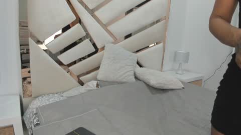 Luisa online show from 02.01.25