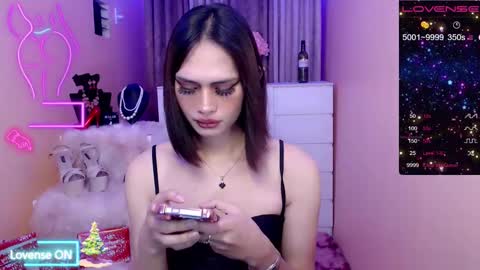 Snapshot of 1sexy_kattie chatting on 12.08.24 1sexy kattie online show from 12.08.24
