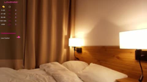 VICTORIA online show from 12.20.25