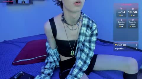 Snapshot of 1vampirella_gs chatting on 12.05.24 Milos online show from 12.05.24