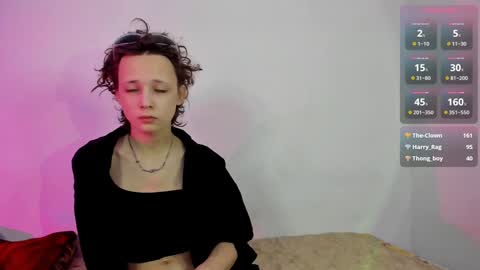 Snapshot of 1vampirella_gs chatting on 01.10.25 Milos online show from 01.10.25