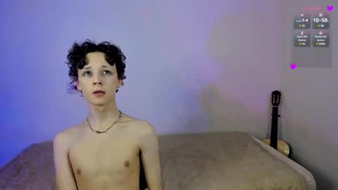 Snapshot of 1vampirella_gs chatting on 02.09.25 Milos online show from 02.09.25