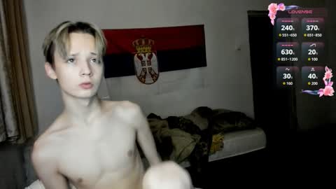 Snapshot of 1vampirella_gs chatting on 10.10.25 Milos online show from 10.10.25