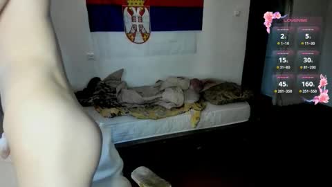 Snapshot of 1vampirella_gs chatting on 10.12.25 Milos online show from 10.12.25