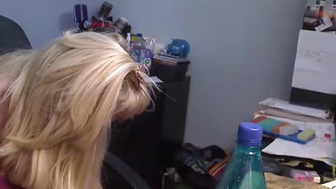 Snapshot of 1xtrahornyone chatting on 01.23.25 Susan online show from 01.23.25