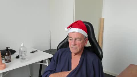 Henk online show from 12.23.24