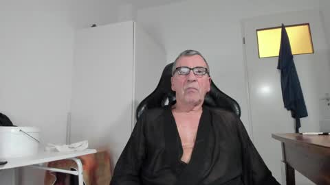 Henk online show from 01.19.25