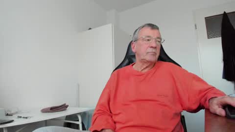 Henk online show from 02.06.25