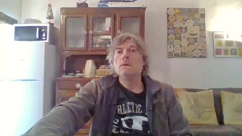 22esserre online show from 02.03.25