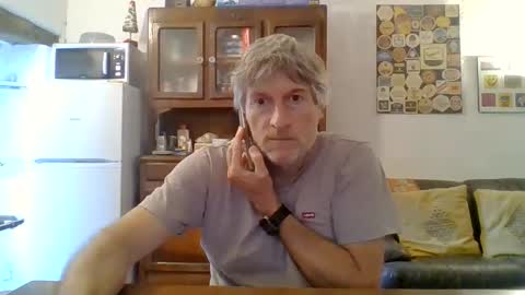 Snapshot of 22esserre chatting on 06.03.26 22esserre online show from 06.03.26
