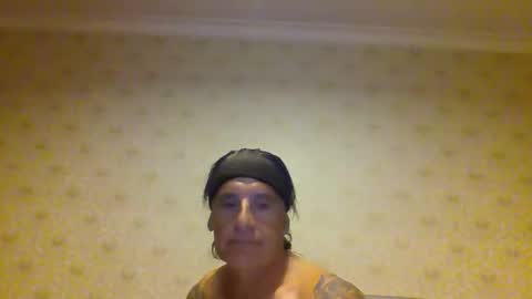 Snapshot of 23player chatting on 03.10.25 23player online show from 03.10.25