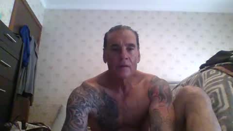 Snapshot of 23player chatting on 09.28.25 23player online show from 09.28.25