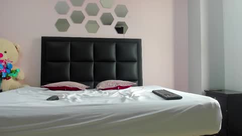 2_fire online show from 12.20.25